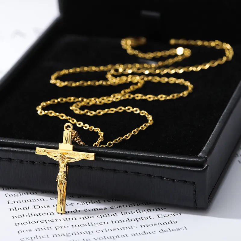 Crucifix Pendant Necklace - Berserk Jewels Jewelery Jewellery