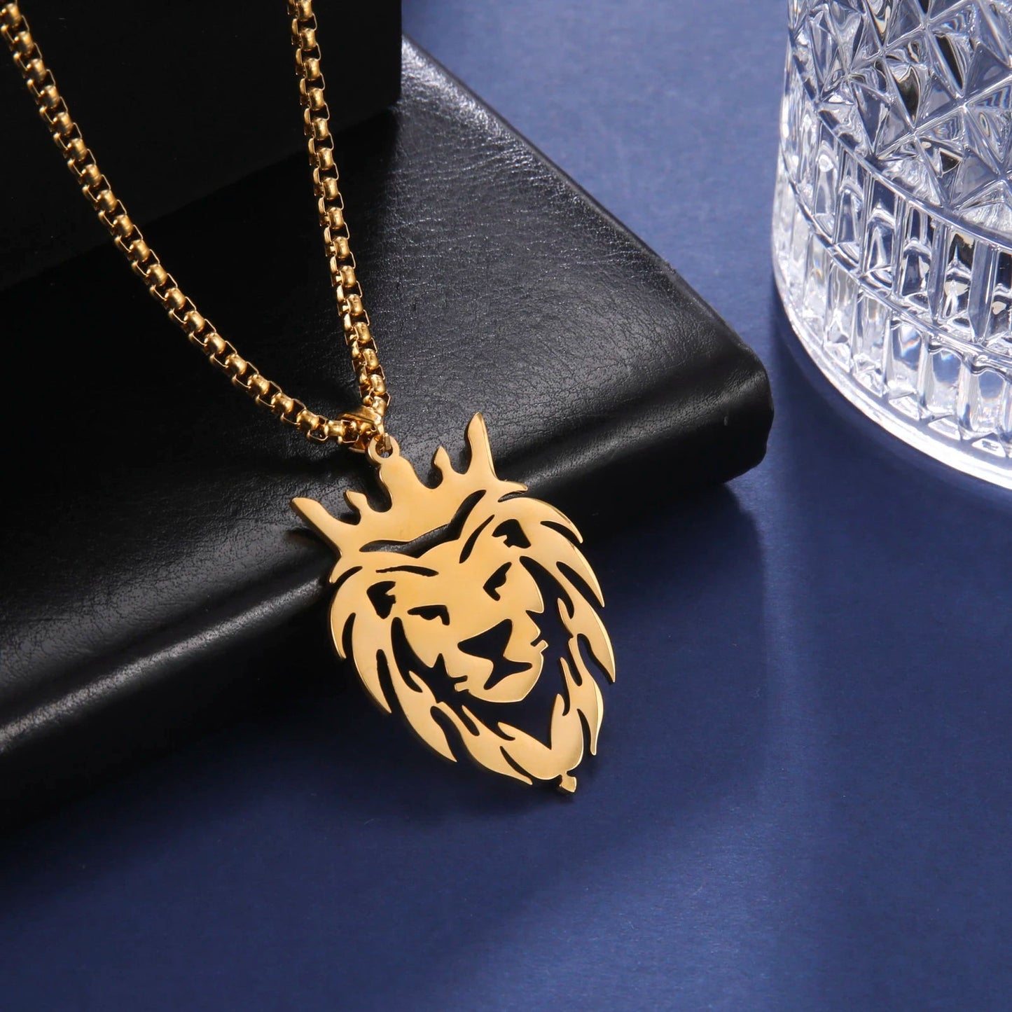 Lion With King Crown Necklace - Berserk Jewels Jewelery Jewellery