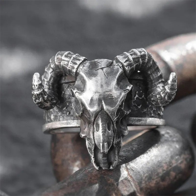 Retro Horn Ring - Berserk Jewels Jewelery Jewellery