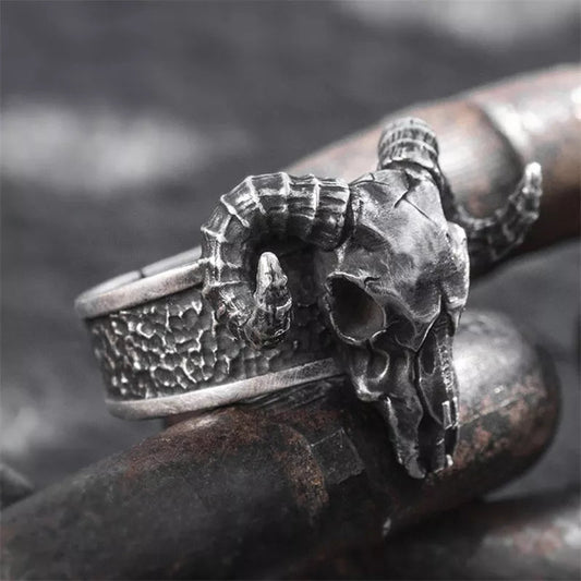 Retro Horn Ring - Berserk Jewels Jewelery Jewellery