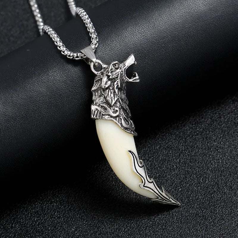 Spike Wolf Head Pendant Necklace - Berserk Jewels Jewelery Jewellery