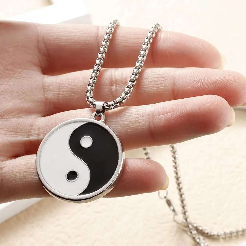 Yin and Yang Pendant Necklace - Berserk Jewels Jewelery Jewellery