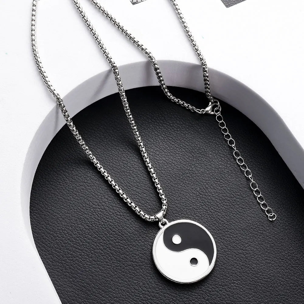 Yin and Yang Pendant Necklace - Berserk Jewels Jewelery Jewellery